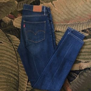 NWOT Levi’s High Rise Skinny